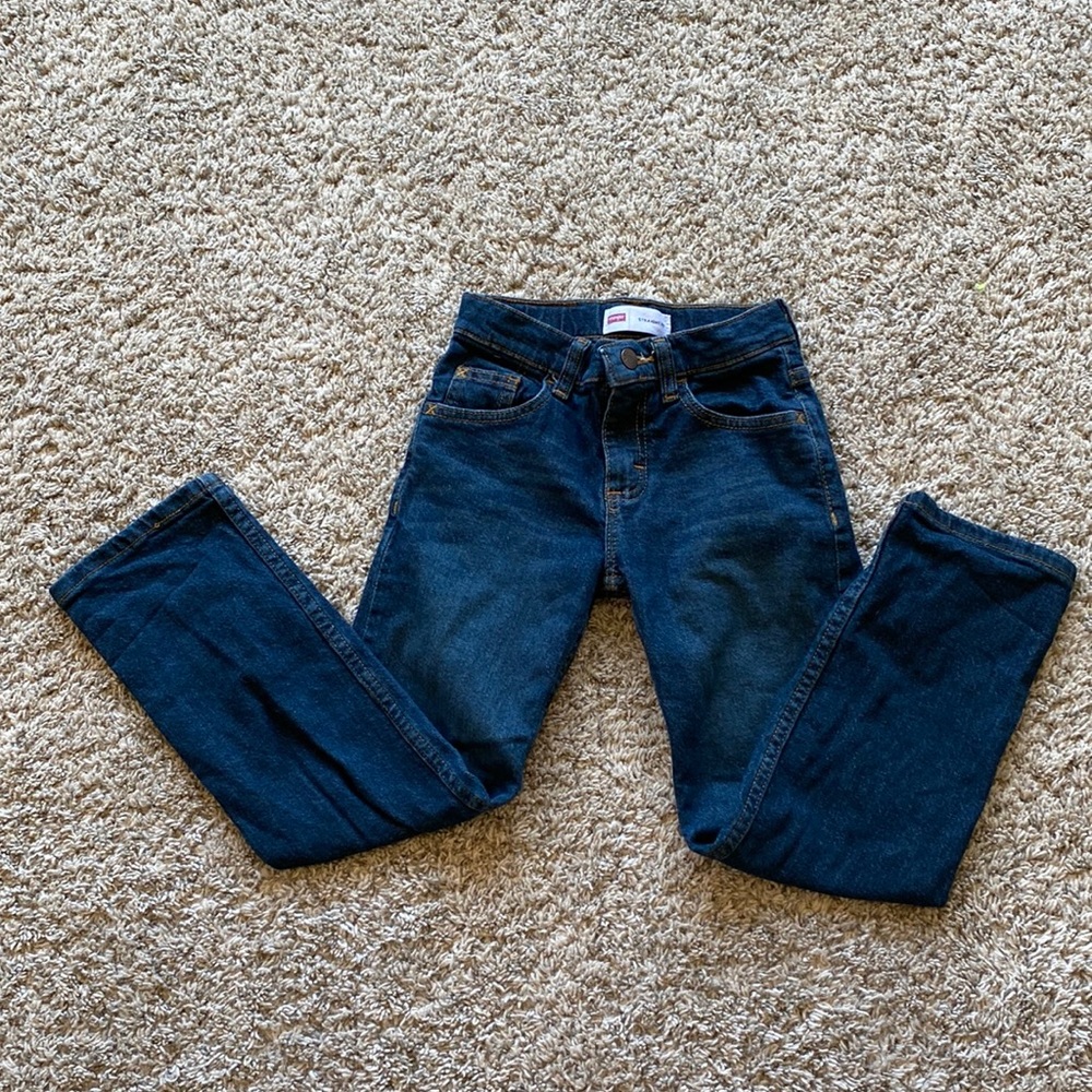 Wrangler Jeans Size 8, excellent condition!